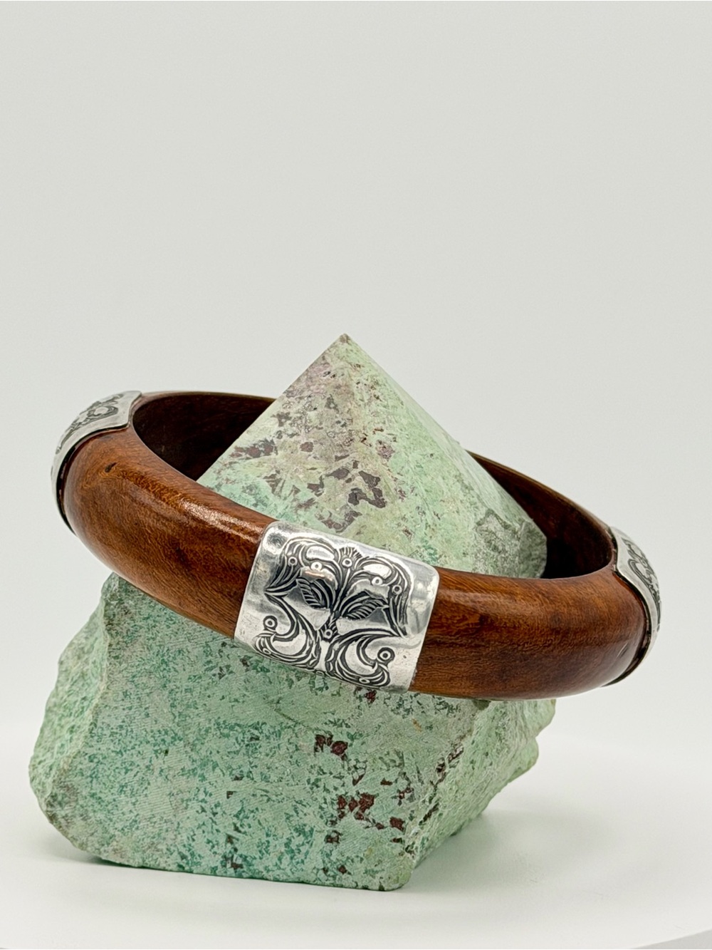 Silpada Vintage Oxidized Stamped Ornate Sterling Silver Wood Bangle Bracelet
